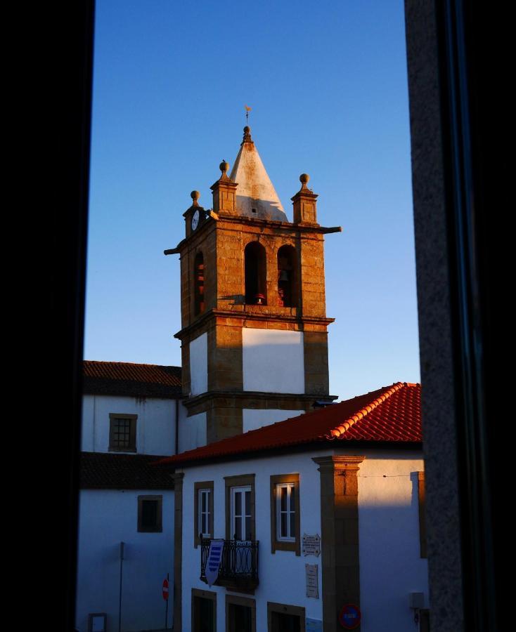 Hotel Trindade Coelho Mogadouro  Eksteriør billede
