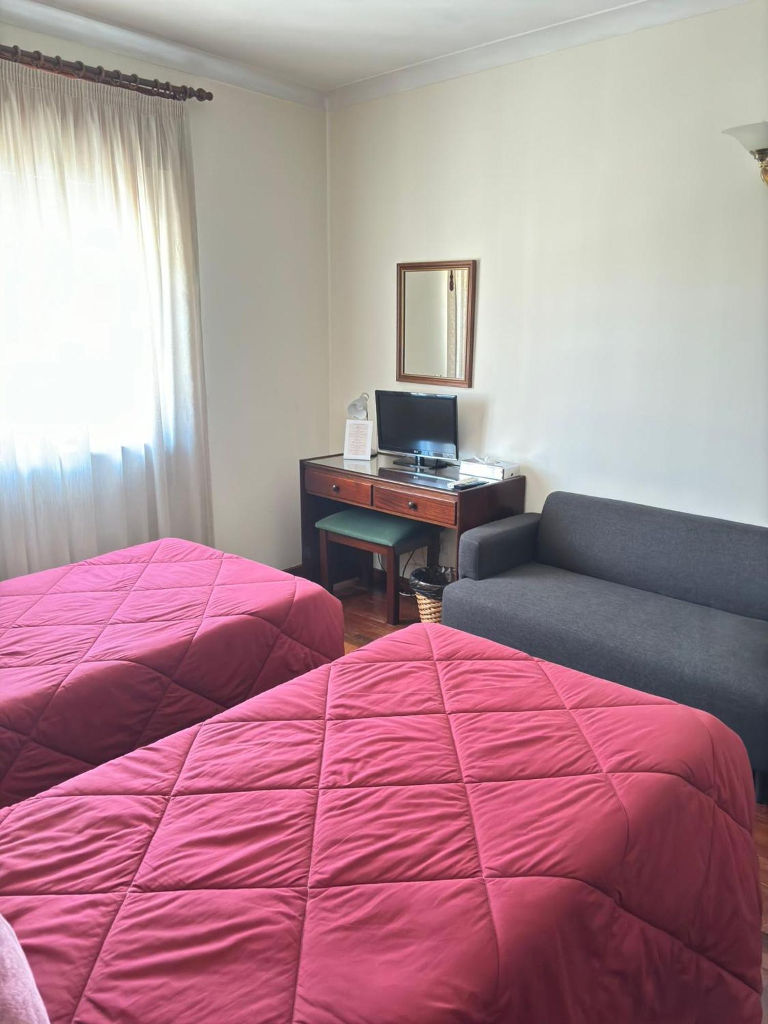 Hotel Trindade Coelho Mogadouro  Eksteriør billede